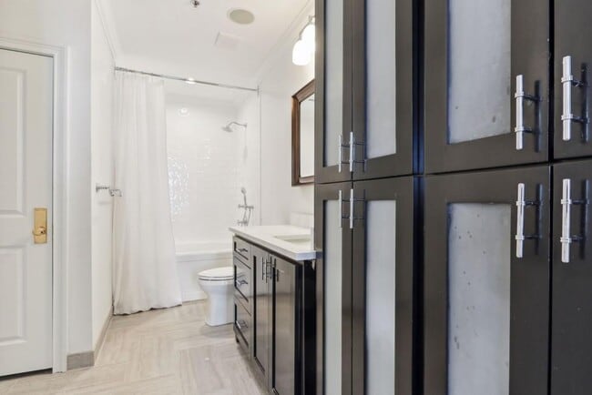 Building Photo - 2277/2255 Peachtree Rd NE