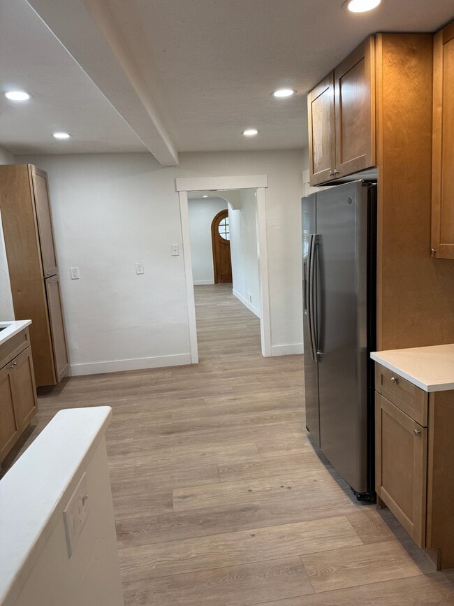 Building Photo - 1216 S 1100 E