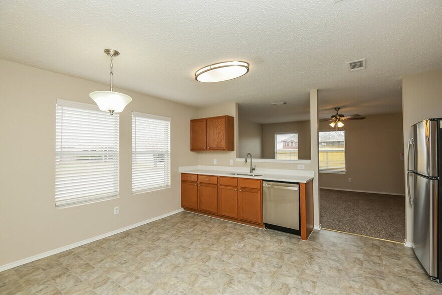 Building Photo - 5312 Newcastle Ln