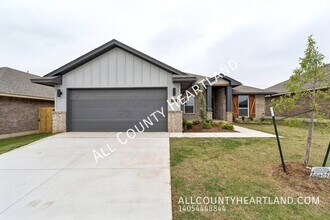Building Photo - 1017 Redwood Creek Dr