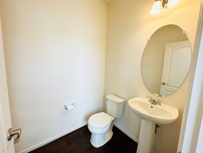 Building Photo - TOWNHOME AVAILABLE IN BALTIMORE CITY