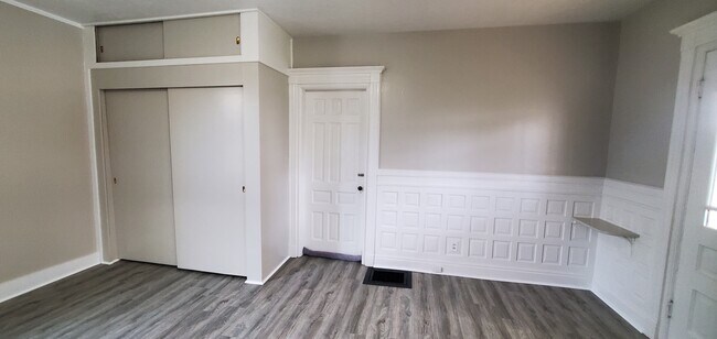 Building Photo - 416 Central Ave