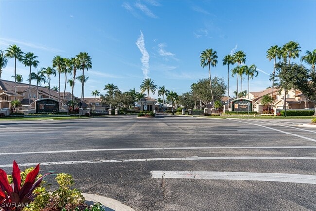 Building Photo - 13841 Lake Mahogany Blvd
