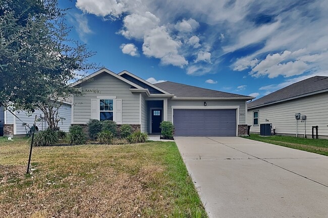 Building Photo - 1044 Banyon Tree Ln