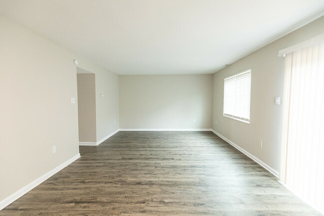 Living Area - Hillcrest Townhomes