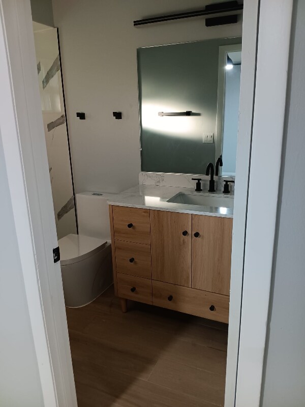 Building Photo - 2507 Matena Ave S