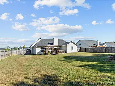 Building Photo - Charming 3-Bedroom Ranch