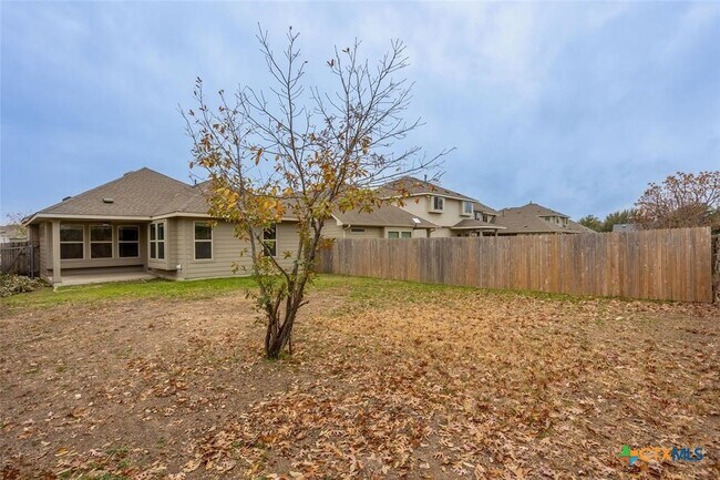 Building Photo - 615 Stampede Rd