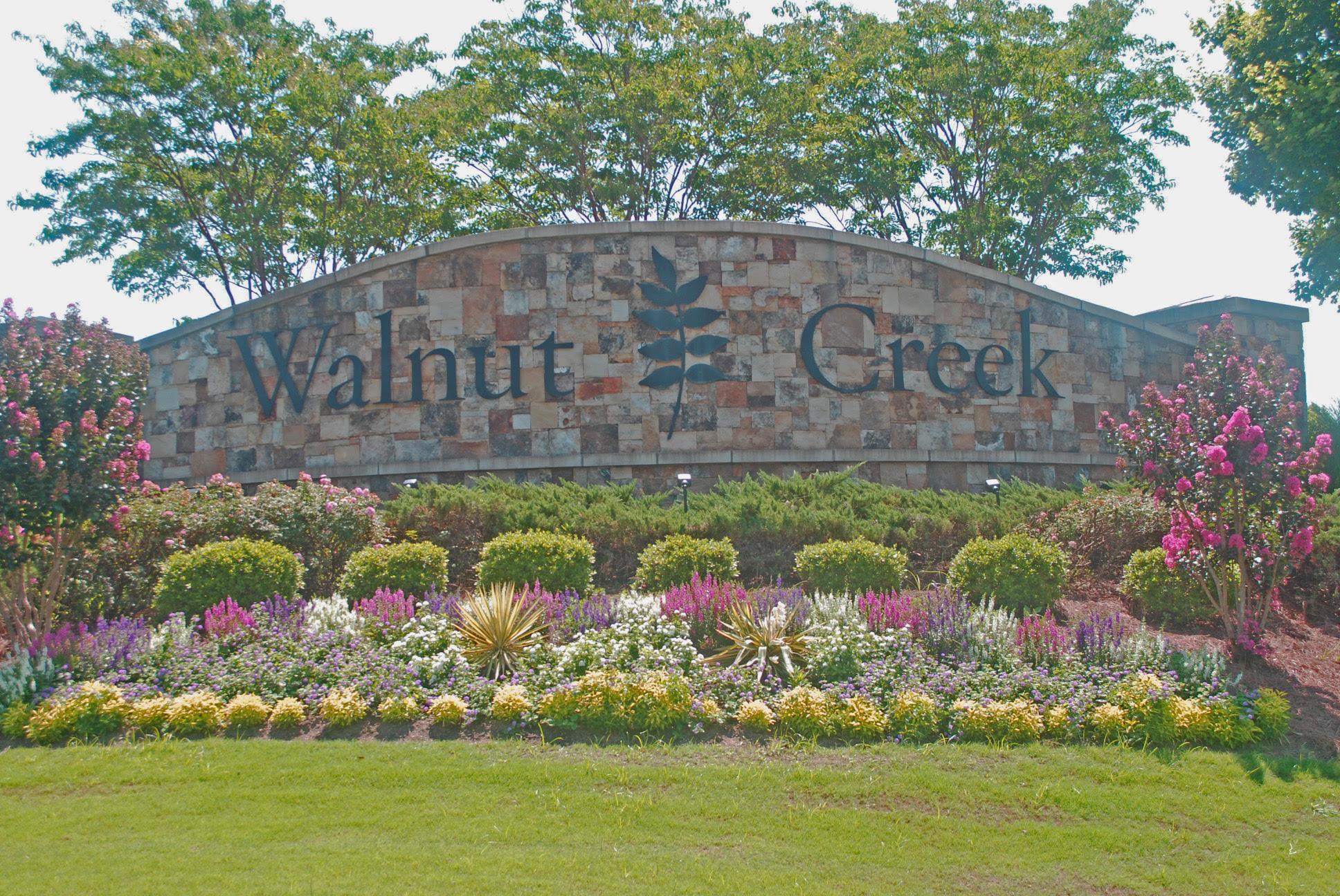 Building Photo - 4010 Clapton Dr