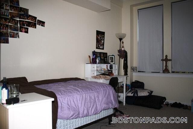 Building Photo - 62 Boylston St