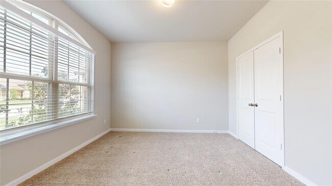 Building Photo - 5410 Wildbrush Dr