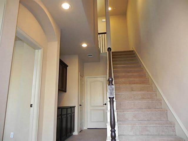 Building Photo - 1814 English Ln