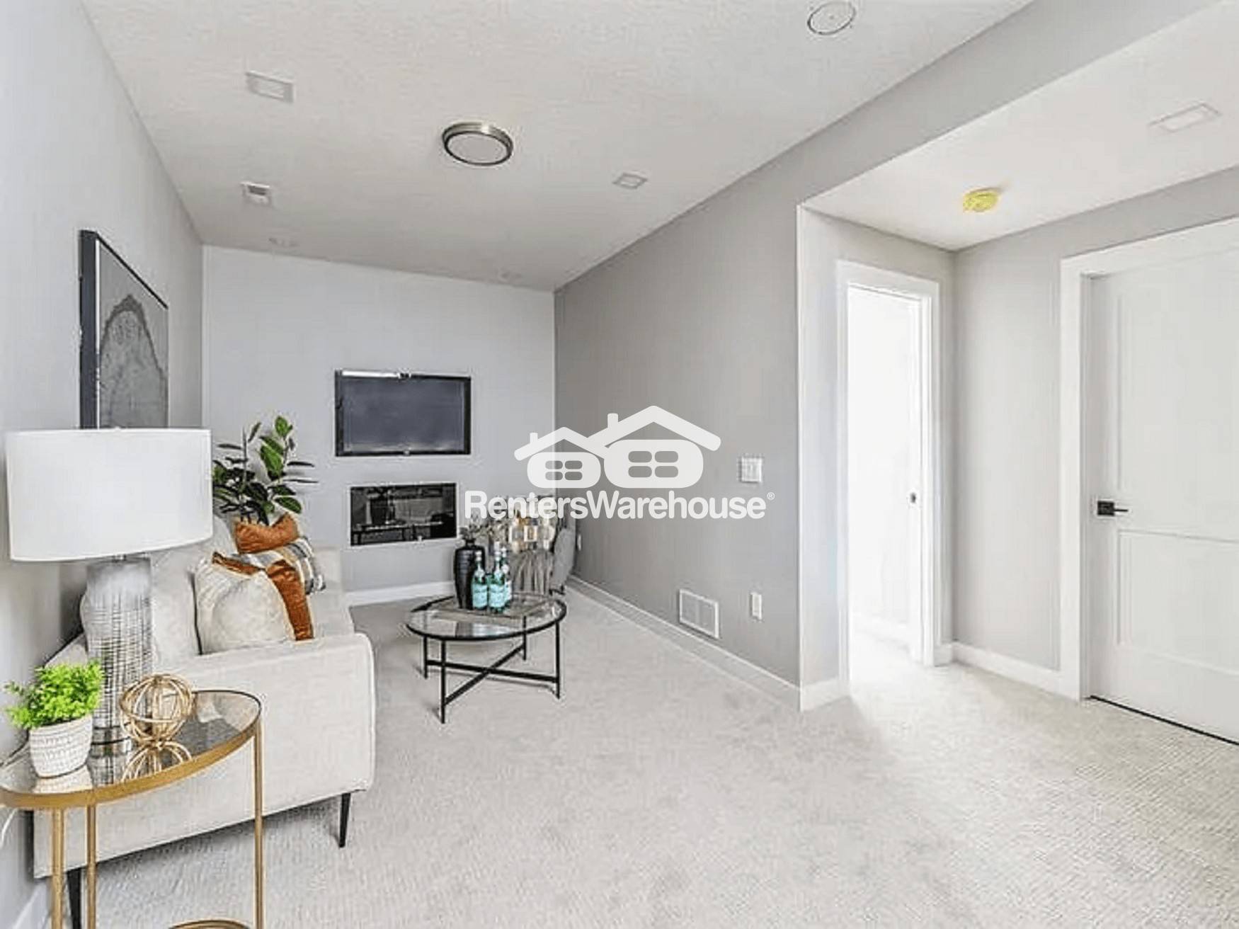 Building Photo - 15536 Rocklyn Pl