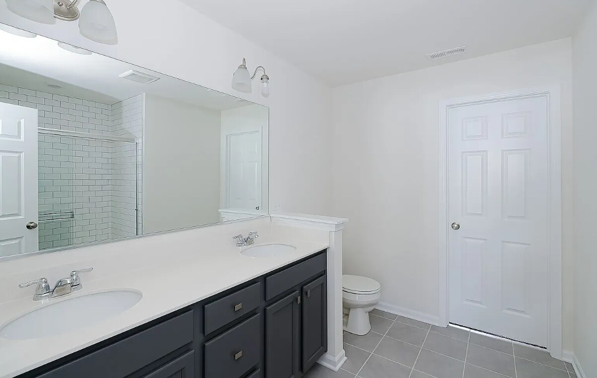 Building Photo - 12662 S Talbot Cir