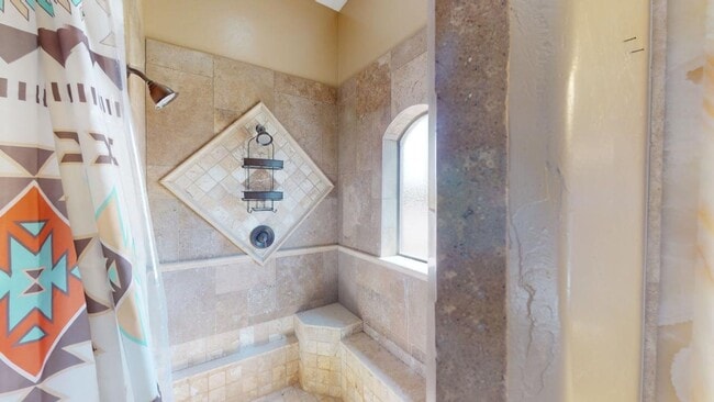 Building Photo - Furnished 5-Bedroom Home with Indoor Pool & Amenities