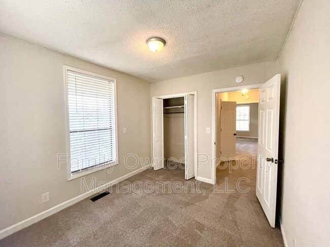 Building Photo - 214 New Grade Rd