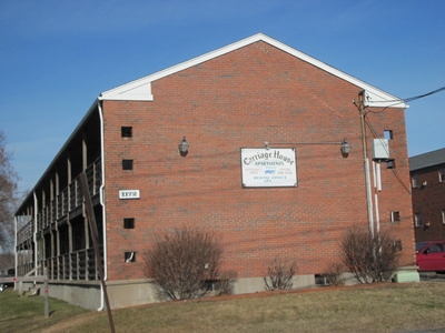 Primary Photo - Carriage House Apartments