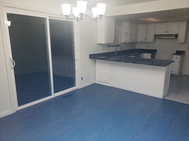 Building Photo - 5782 S 3500 W