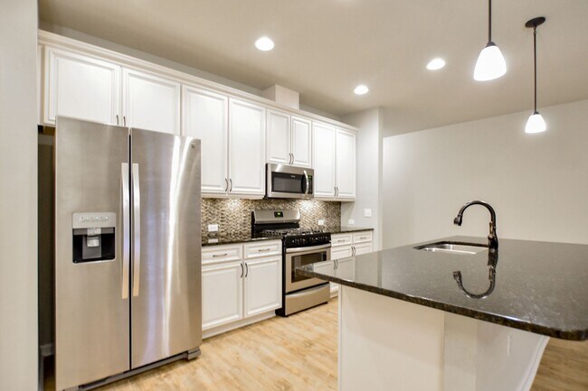 Building Photo - 1062 NW 134th Dr
