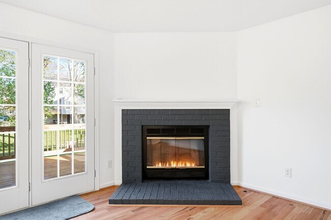 Building Photo - 1600 Old Brook Rd