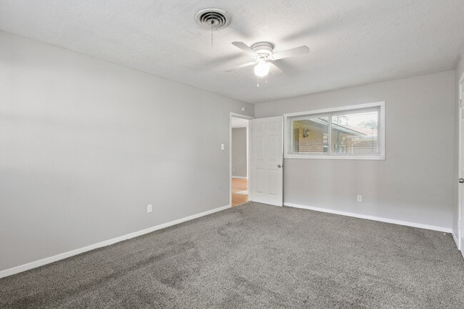 Building Photo - 1510 Narcille St