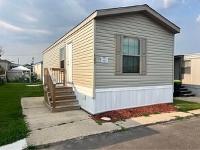 Building Photo - 123