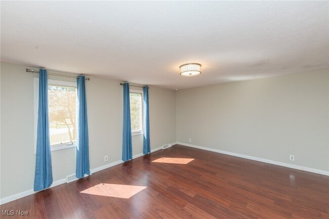 Building Photo - 25111 S Woodland Rd