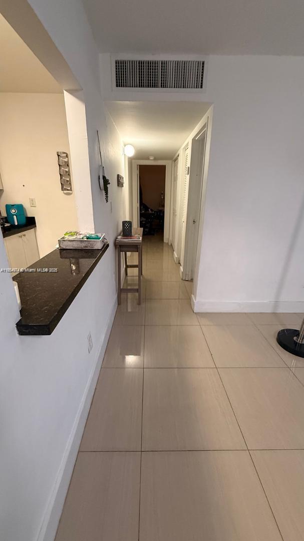 Building Photo - 4330 NW 79th Ave