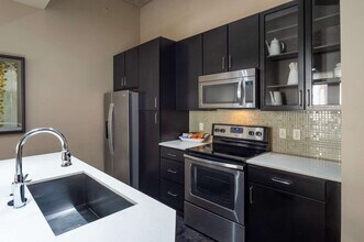 Building Photo - Save Big: Waived Fees & Deposit Credit at ...