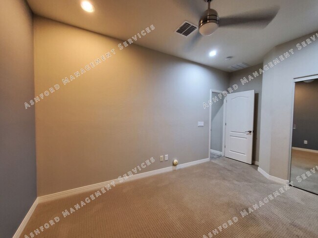 Building Photo - RANCHO CABRILLO 5 BEDROOM HOME FOR RENT
