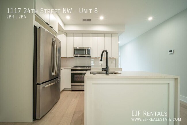 Building Photo - 1117 24th St NW