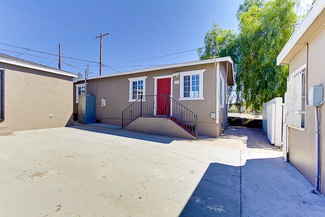 This is the 4 Bed 2 Bath Home - 1972 Julian Ave