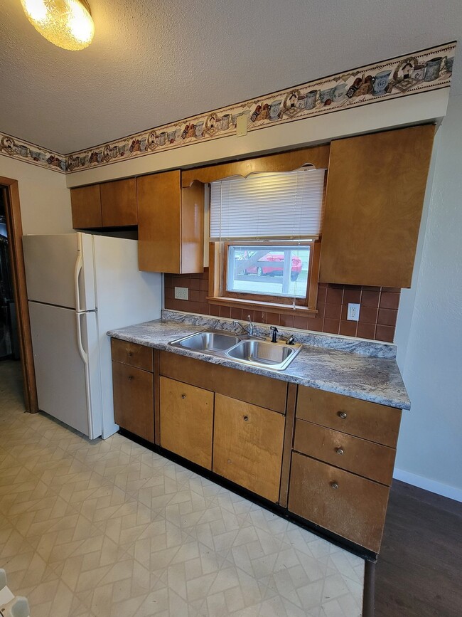 Building Photo - 2 Bedroom | 1 Bathroom Unit in Marion Avai...