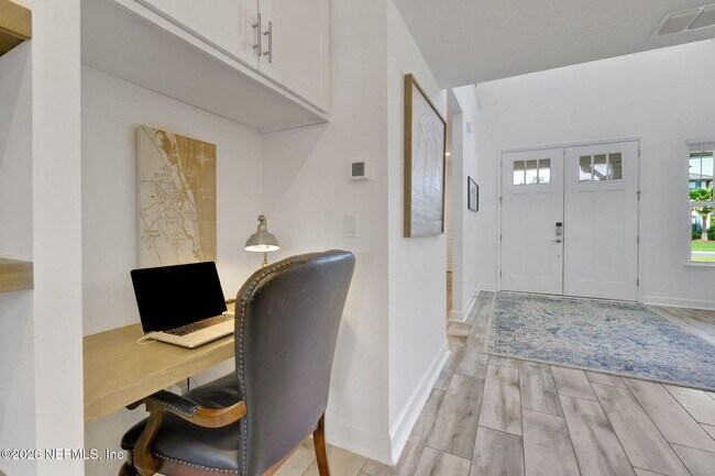 Building Photo - 175 Marquesa Cir