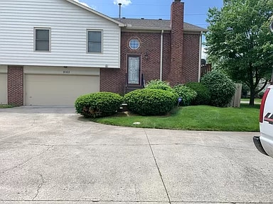 Building Photo - 9165 Cinnebar Dr