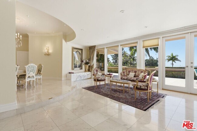 Building Photo - 1831 Loma Vista Dr