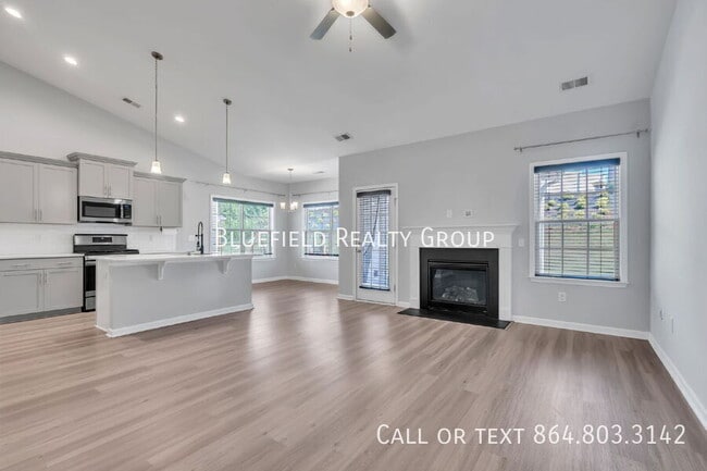 Building Photo - 194 Crisp Cameo Ct