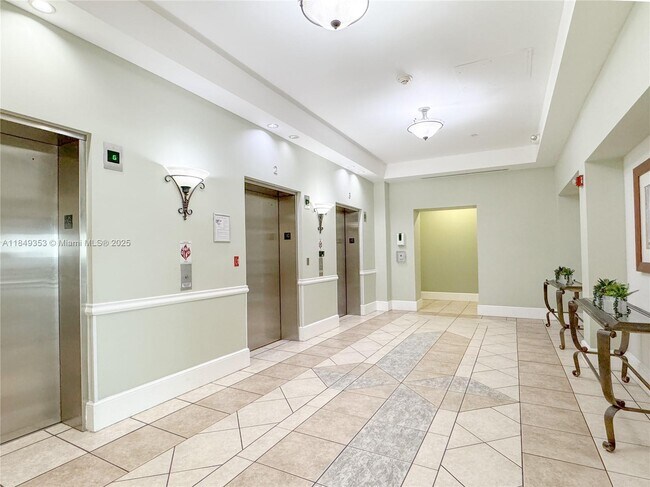 Building Photo - 50 Menores Ave