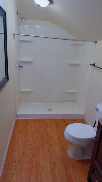 Building Photo - 171 Schiller St