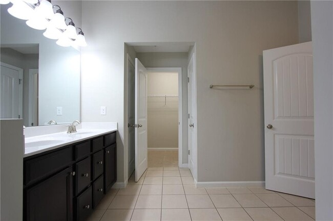 Building Photo - 1260 Elderwood Way