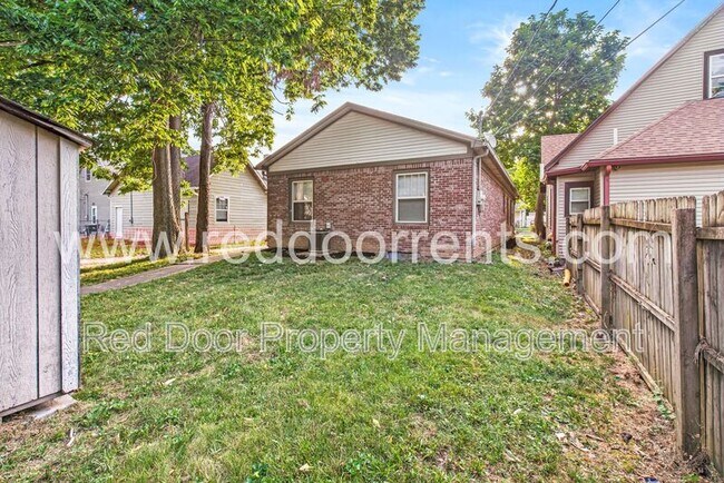 Building Photo - 714 N Tremont St