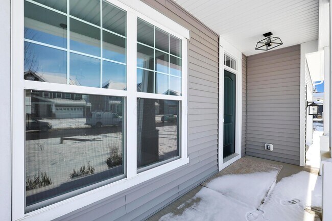 Building Photo - 12122 Warbler Wy