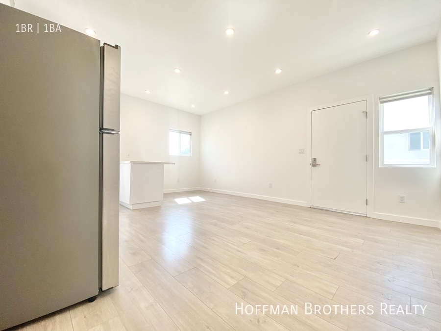 Building Photo - 2510 London St