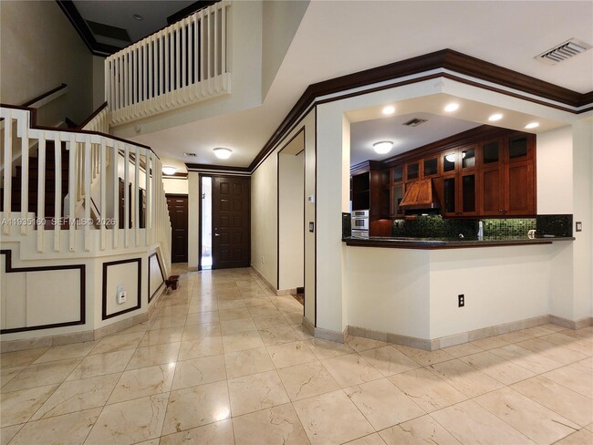 Building Photo - 21028 NE 34th Ct