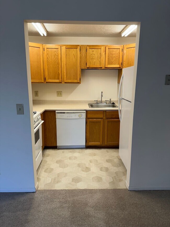 Interior Photo - Aspen Oaks