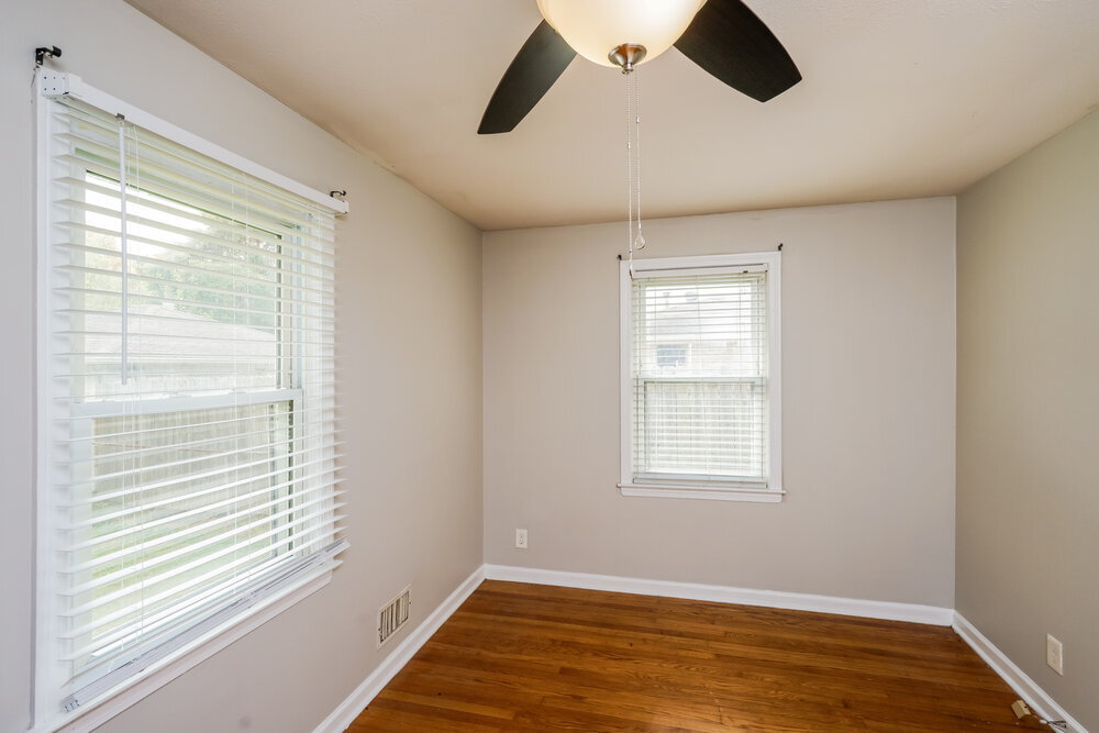 Building Photo - 5811 Dell Rose Dr