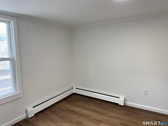 Building Photo - 81 Springdale Ave