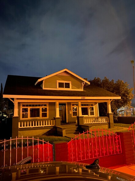 Building Photo - 2707 Cridge St