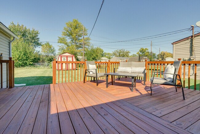 Building Photo - 1111 E Grant St