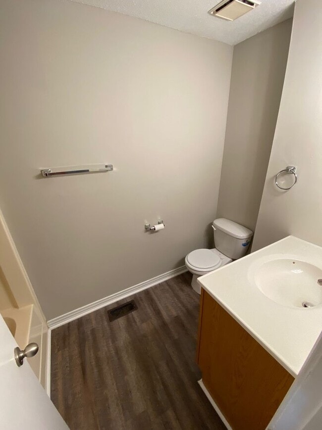 Building Photo - Ask about our move in special